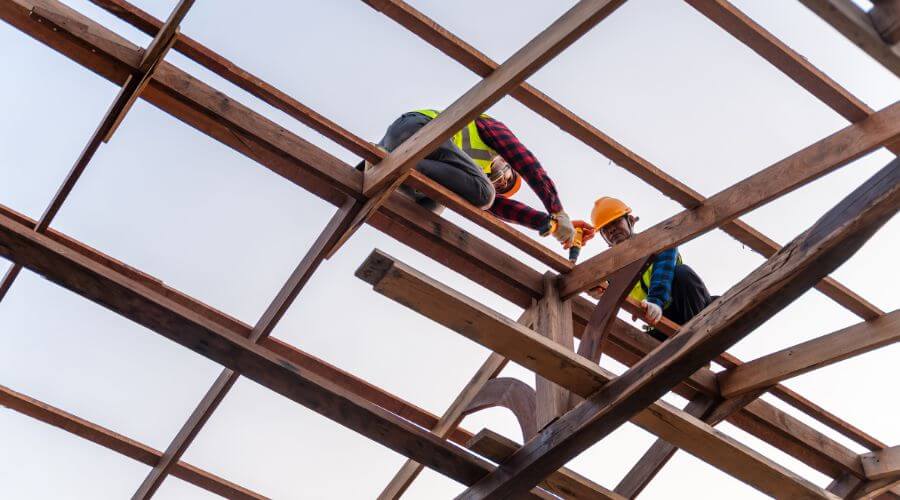 Professional residential roofers in Noti, OR